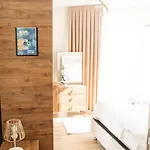 Two Bedroom King Th30